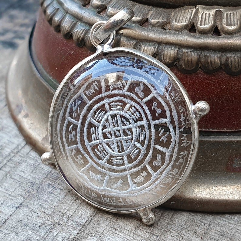 Crystal Kailash Dhan Raksha Yantra Pendant – Wealth Protection & Positive Energy Pendant